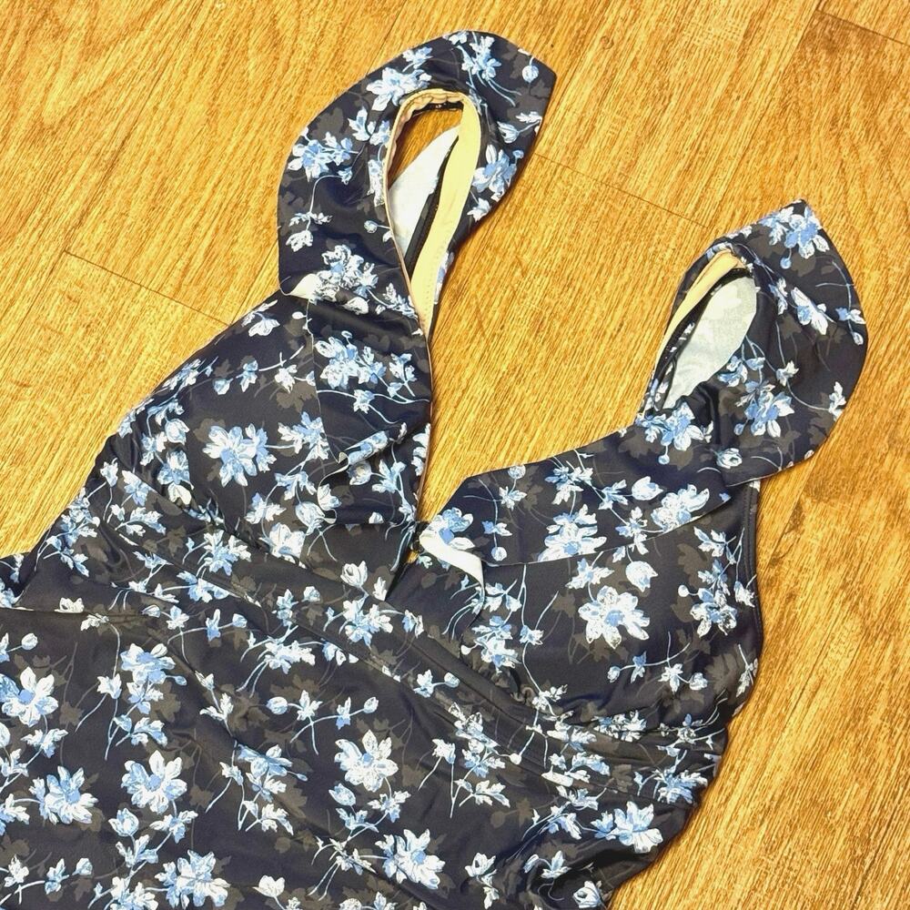 A Pea in the Pod Maternity Blue Floral Ruffle One-Piece Swimsuit Size Medium